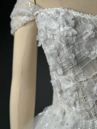 Luxury Floral Lace Wedding Dress A-line Off Shoulder