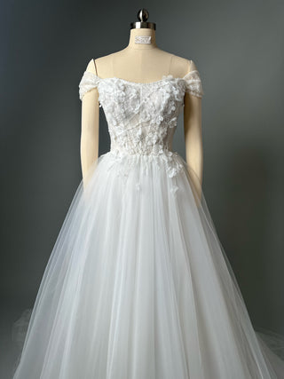 Luxury Floral Lace Wedding Dress A-line Off Shoulder