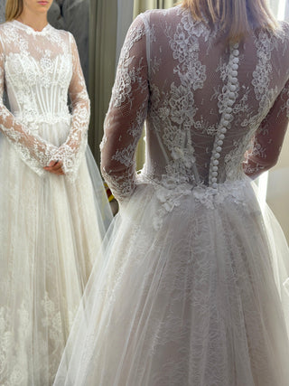 Turtleneck Floral Lace Tulle Gown - Dresses Dioma